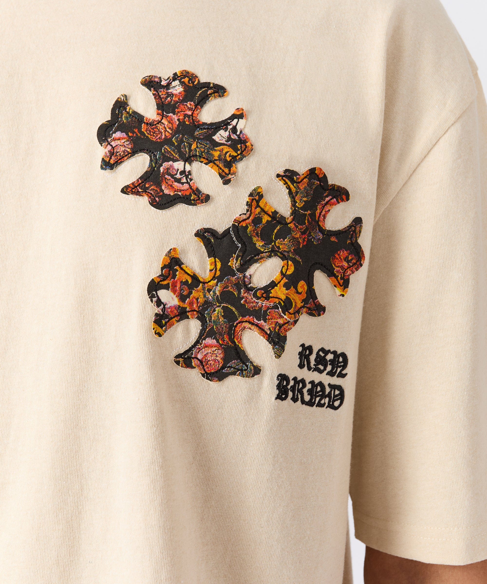 Cross Applique Short Sleeve Tee - Cream - Image 3